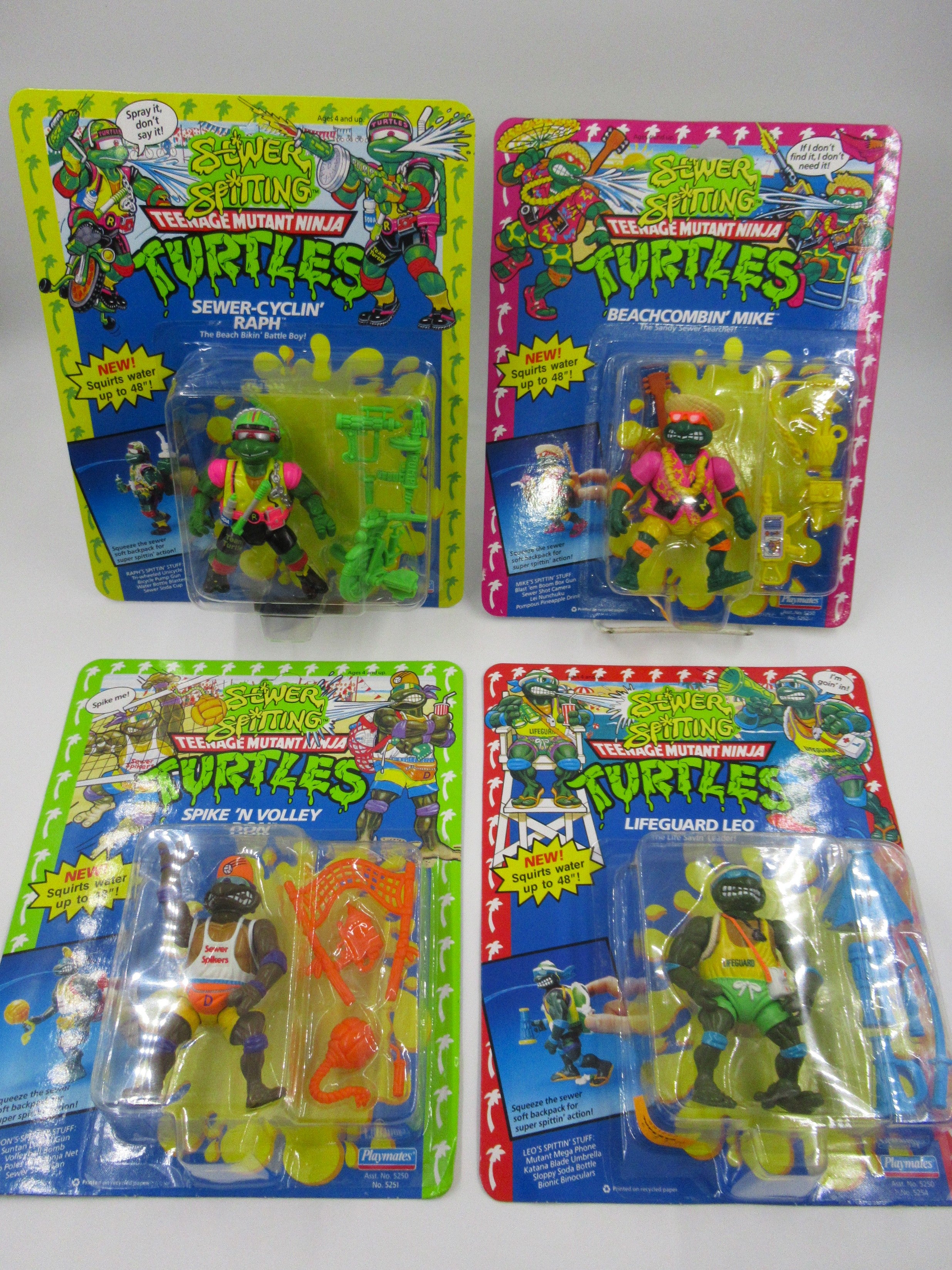 Teenage Mutant Ninja Turtles Sewer Spitting Turtles Set of 4 Figures TMNTs - Playmates (1992)